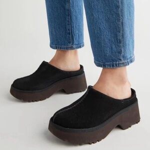 UGG New Heights Cozy Clogs